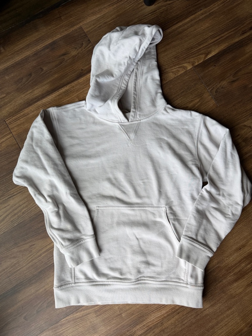 Lululemon Classic women’s off white Pullover Hoodie